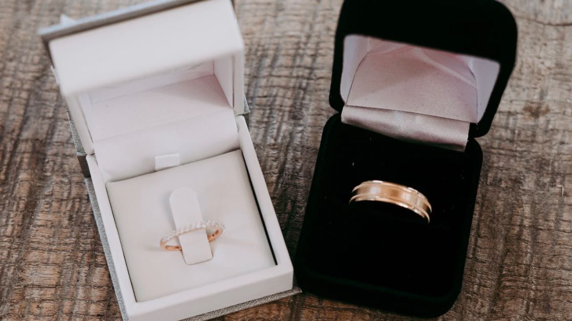 31 Best Places to Buy an Engagement Ring in Melbourne | Man of Many