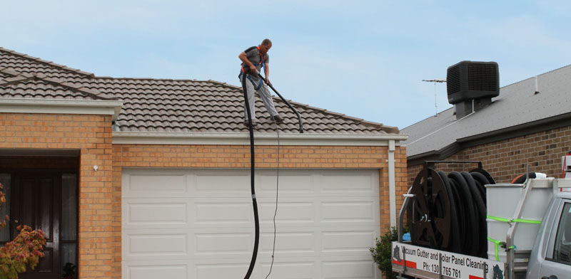 Gutter Vacuum Cleaning